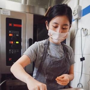 Meet your Posher, Christine